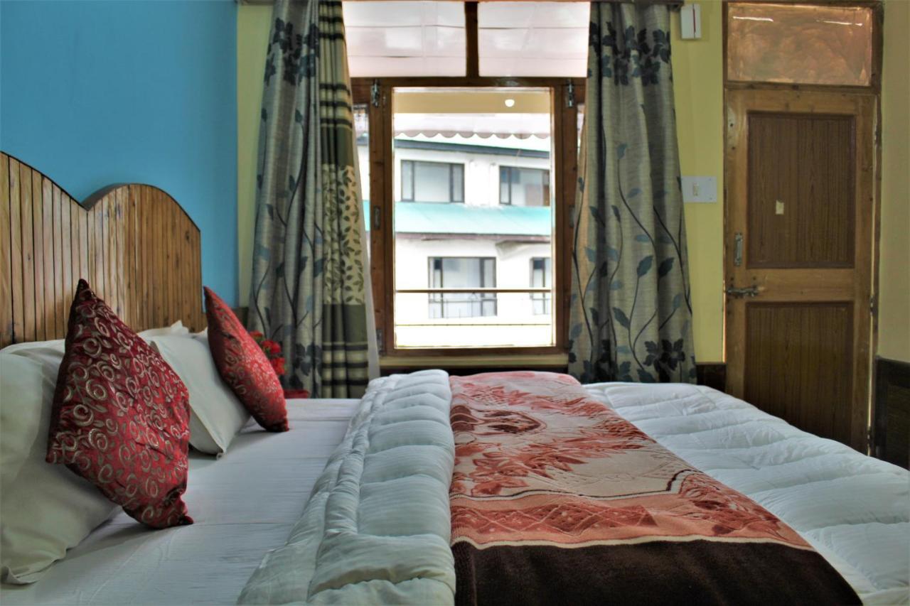 Hotel New Royal מנאלי מראה חיצוני תמונה